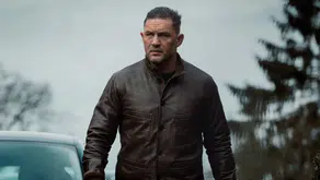 “MobLand” dizisinde şok ayrılık: Tom Hardy kadrodan çıkarıldı