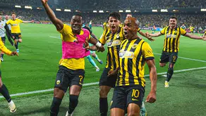 AEK Atina, Panathinaikos’u 2-1 yenerek Yunanistan şampiyonu oldu