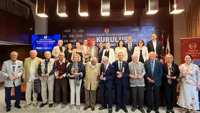 Türkiye Gazeteciler Cemiyeti 80. yılını kutladı: Kıdemli gazetecilere onur plaketi verildi
