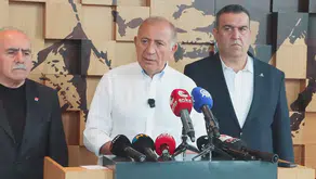 Gürsel Tekin'den 'figüran' iddialarına sert tepki: FETÖ'vari tezgâhın sorumlularını bulacağız
