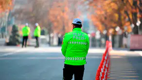 İstanbul'da triatlon şampiyonası nedeniyle bazı yollar trafiğe kapatıldı