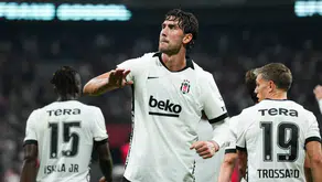 Tüpraş Stadyumu’nda gol yağmuru: Beşiktaş, Çorum FK’yi 6-2 yendi