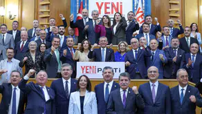 Yeni Partili vekillerden Özgür Özel'e destek: “Sımsıkı ve kol kola Genel Başkanımız'ın arkasındayız”