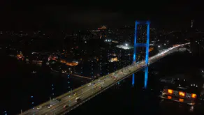 İstanbul'un gerdanlıkları Türk Dünyası Günü için ışık saçtı
