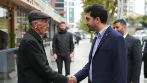 Tuzla'da saha mesaisi: Başkan Bingöl Aydınlı'da vatandaşın nabzını tuttu