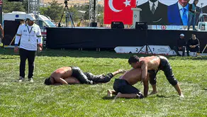 Sincan'da er meydanı kuruldu: 500 pehlivan kıran kırana mücadele etti