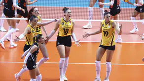 VakıfBank'tan görkemli açılış: Şampiyonlar Kupası'nda zirveye kuruldu