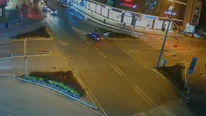 Düzce'de dehşet anları: Çarpışmanın şiddetiyle otomobilin içine uçtu