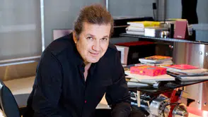 Reklam dünyasının acı kaybı: Alinur Velidedeoğlu hayatını kaybetti