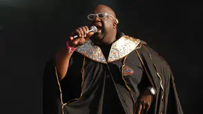 Hip-hop’un öncülerinden Afrika Bambaataa 68 yaşında hayatını kaybetti