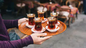 TasteAtlas açıkladı: Türkiye’nin en sevilen içecekleri sıralandı, çayın konumu şaşırttı