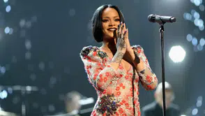Rihanna'nın sosyal medya hamlesi gündem oldu: Ankara Havalimanı'nı takibe aldı