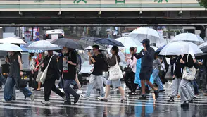 Tokyo'da 35 gündür yağmur dinmedi: 140 yıllık rekor kırıldı
