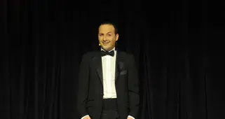 Tolga Çevik ekranlara dönüyor: TolgShow Yıldızlar'ın yayın tarihi ve ilk konukları açıklandı
