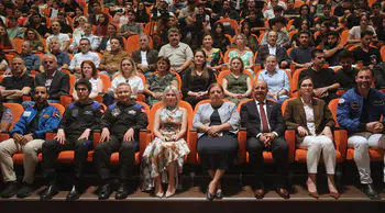 Antalya'da uzay rüzgarı: 11 astronot Akdeniz Üniversitesi'nde gençlerle buluştu