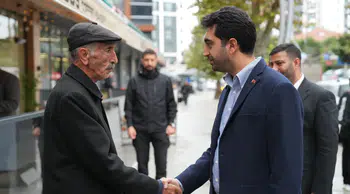Tuzla'da saha mesaisi: Başkan Bingöl Aydınlı'da vatandaşın nabzını tuttu
