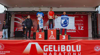 Gelibolu'da zafer kürsüsü sahiplerini buldu: 11. maratonun şampiyonları belli oldu