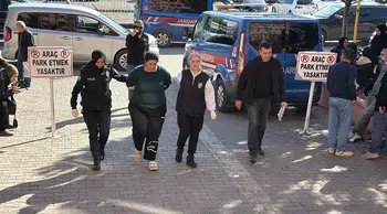 Karabük'te kanlı kıskançlık kavgası: Erkek arkadaşını bıçaklayan kadın cezaevine gönderildi