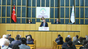 Tuncer Bakırhan'dan barış süreci için somut adım çağrısı: İzleme Komisyonu vakit kaybetmeden kurulmalı