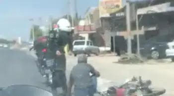 Plakasız motosikletle polisten kaçtı, kaza yapınca yakalandı: 242 bin TL ceza