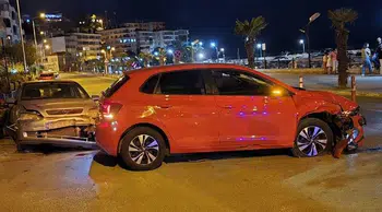 Gece yarısı korkutan kaza: 4 yaralı, sürücü kaçtı