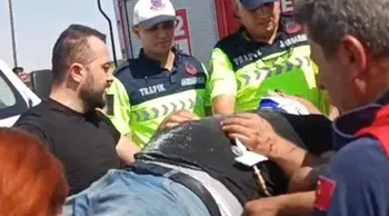 Adıyaman'da dehşet anları: TIR'ın altına giren otomobilden sağ çıktılar