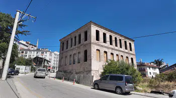Bolu'nun tarihsel mirası beton yığınları arasında can çekişiyor