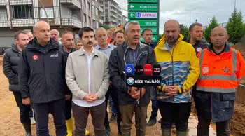 Rize'de metrekareye 190 kilogram yağış düştü: Vali Baydaş'tan sel bölgesine ziyaret