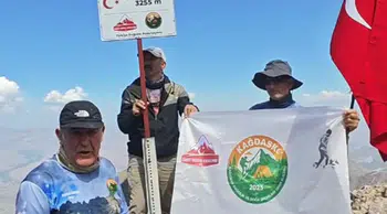 Kars'ın zirvesi değişti: Yeni rekor Aşık Dede'de
