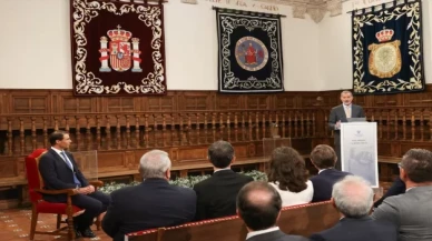 İspanyol tenisçi Nadal, ödülünü Kral 6. Felipe’den aldı