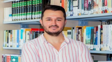 Bıçaklanan öğretim görevlisi hayatını kaybetti