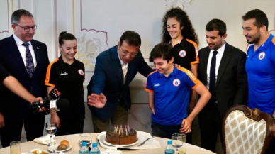 Ekrem İmamoğlu'ndan gençlere müjde