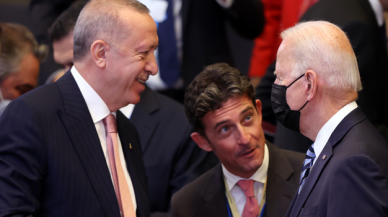 Erdoğan ve Biden arasında ilk yüz yüze temas