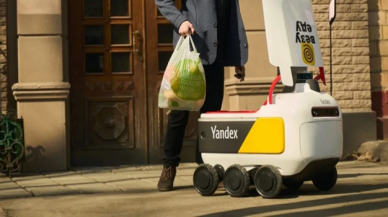 Yandex, Rusya'da robotlarla yemek teslimatına başladı