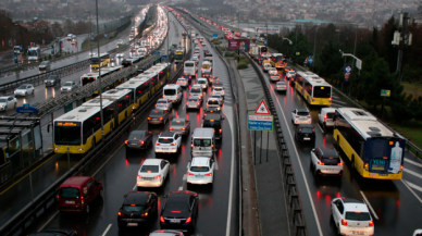 İstanbul'da trafik yoğunluğu yüzde 76