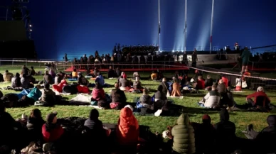 Anzak Koyu'nda geleneksel 'Şafak Ayini' yapıldı