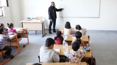Depremden sonra nakil olan öğrencilerden 27 bin 462'si okuluna döndü