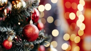 AK Partili belediye yılbaşı süslerinin kaldırılması için işletmelere tebligat gönderdi