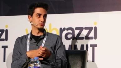 Ruhi Çenet YouTube kanalının çalındığını duyurdu