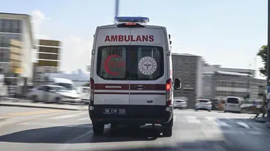 Ambulansa yol vermeyen sürücünün ehliyeti geri alınacak