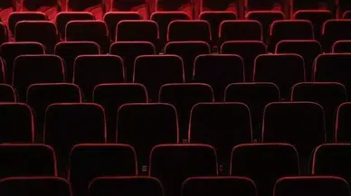Bakan Ersoy’dan sinema sevenlere müjde: Her çarşamba “Sinema Günü” ve indirim fırsatı