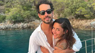 Melek Mosso ve Serkan Sağdıç boşandıklarını duyurdu