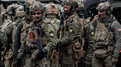 Askerlik Avrupa'da zorunlu mu olacak? Kadınlar hakkında dikkat çeken detay!