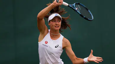 Milli tenisçi Zeynep Sönmez, Chennai WTA 250 turnuvasında ikinci tura yükseldi