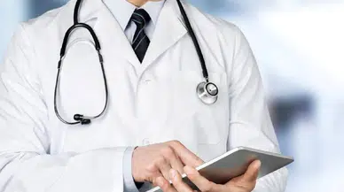 Genç hekimler estetik ve göz cerrahisine yöneldi: Beyin ve kalp cerrahisinde hekim sıkıntısı kapıda