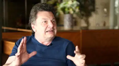 Vedat Milor özel okul ücretlerine veryansın etti: Bu rakamlara İngilizce dersini William Shakespeare versin