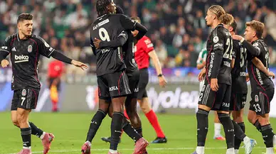 Beşiktaş, Konyaspor deplasmanından 2 golle döndü