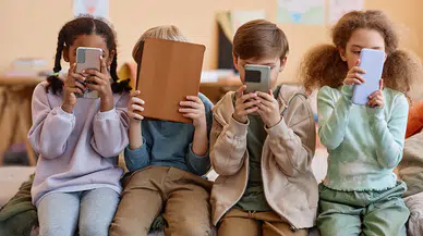 Danimarka, 15 yaş altına sosyal medya yasağını gündemine aldı