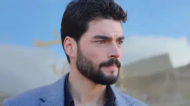 Oyuncu Akın Akınözü yapay zeka dizisi ‘Tesseract’ için hukuki yollara başvuracak