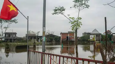 Vietnam’da şiddetli yağış felaketi: 90 ölü, 9 kayıp